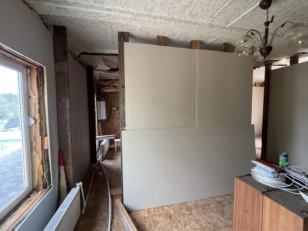 Купить трехкомнатную квартиру на улице Больничный Городок в Владимирской области. Вариант № 42052, 13, площадь -  квм, цена 900000 рублей