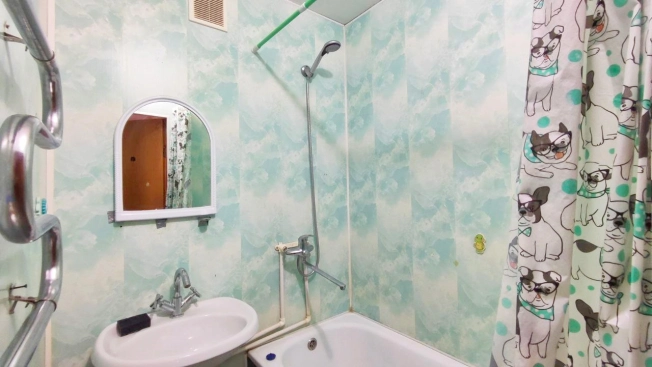 Купить двухкомнатную квартиру на улице Шестакова в Калужской области. Вариант № 5861341, 16, площадь -  квм, цена 3550000 рублей