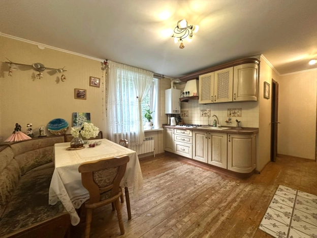 Купить дом на улице Весенняя в Калуге. Вариант № 949860, 14, площадь - квм, цена 14480000 рублей