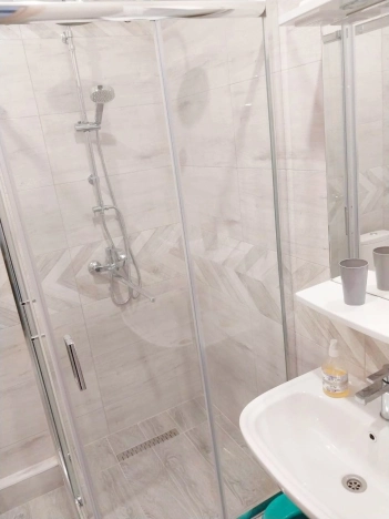 Купить квартиру на улице Тихорецкая в Калининграде. Вариант № 9839, 6, площадь -  квм, цена 5590000 рублей