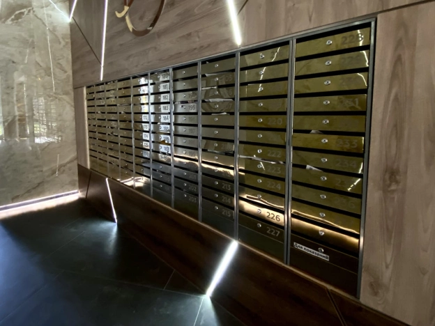 Купить однокомнатную квартиру в районе Кировский в Ростове-на-Дону. Вариант № 40022, 13, площадь -  квм, цена 7700000 рублей