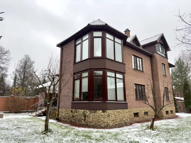 Купить дом в Москве. Вариант № 9958474, 4, площадь -  квм, цена 115000000 рублей