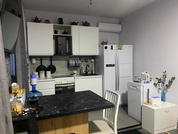 Купить дом на улице Октябрьский переулок в Новороссийске. Вариант № 22962, 3, площадь -  квм, цена 9000000 рублей