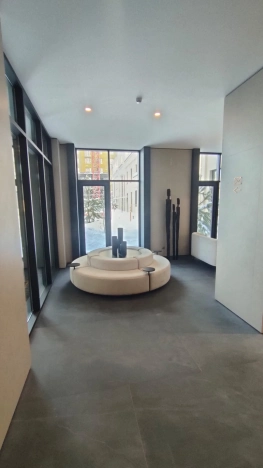 Купить однокомнатную квартиру в Новосибирской области. Вариант № 10048940, 5, площадь -  квм, цена 10900000 рублей