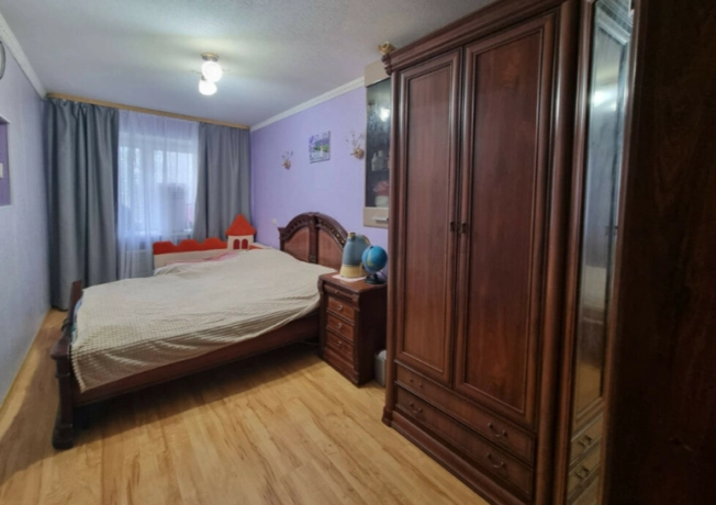 Купить трехкомнатную квартиру в Вологодской области. Вариант № 7214416, 1, площадь -  квм, цена 5750000 рублей