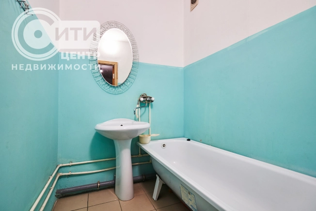 Купить квартиру на улице Антонова-Овсеенко в Воронеже. Вариант № 37945, 22, площадь -  квм, цена 9300000 рублей