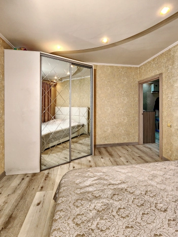 Купить двухкомнатную квартиру на улице Ооржака Лопсанчапа в Кызыле. Вариант № 14146, 5, площадь -  квм, цена 10999000 рублей