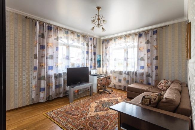 Купить дом в Санкт-Петербурге. Вариант № 28172, 18, площадь -  квм, цена 32500000 рублей