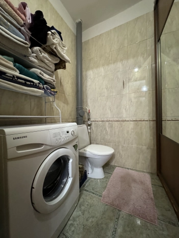 Купить двухкомнатную квартиру на улице Ангарская в Волгограде. Вариант № 12174, 8, площадь -  квм, цена 5500000 рублей