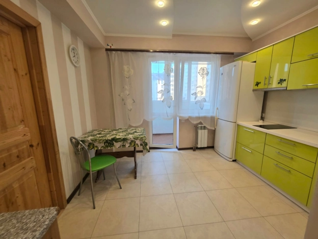 Купить квартиру на улице Науки в Южно-Сахалинске. Вариант № 2150567, 0, площадь -  квм, цена 8850000 рублей