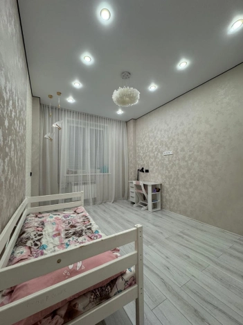 Купить трехкомнатную квартиру на улице Мичурина в Владимире. Вариант № 9284377, 9, площадь -  квм, цена 13999900 рублей