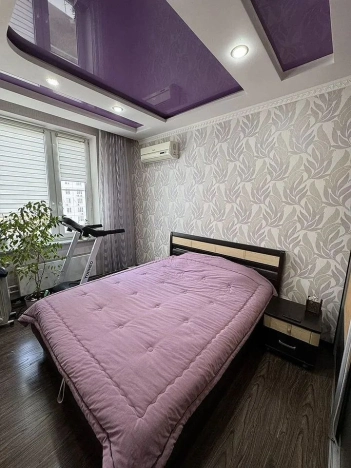 Купить трехкомнатную квартиру в Ростовской области. Вариант № 9967063, 5, площадь -  квм, цена 8450000 рублей