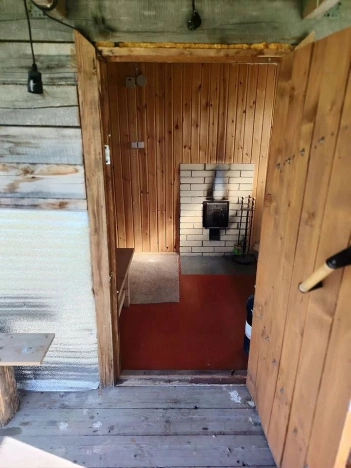 Купить дом на улице Совхозная в Тюменской области. Вариант № 8447472, 8, площадь -  квм, цена 800000 рублей