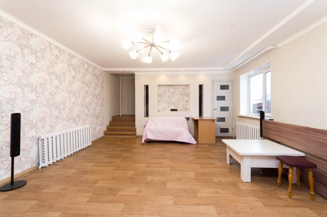 Купить дом в Тюменской области. Вариант № 9652125, 0, площадь -  квм, цена 7900000 рублей