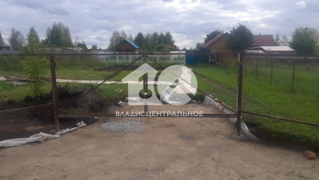 Купить земельный участок в Искитиме. Вариант № 47420, 7, площадь -  квм, цена 400000 рублей