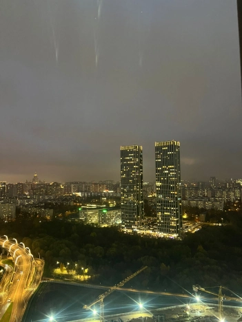 Купить квартиру в Москве. Вариант № 8425498, 3, площадь -  квм, цена 30000000 рублей