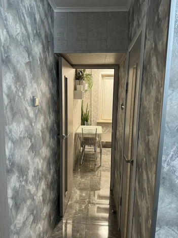 Купить однокомнатную квартиру в Омске. Вариант № 6153329, 0, площадь -  квм, цена 3950000 рублей