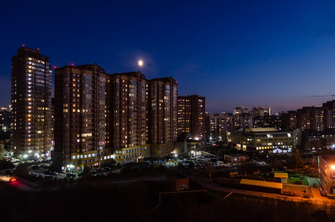 Купить однокомнатную квартиру в ЦАО в Новосибирске. Вариант № 8152765, 33, площадь -  квм, цена 13500000 рублей