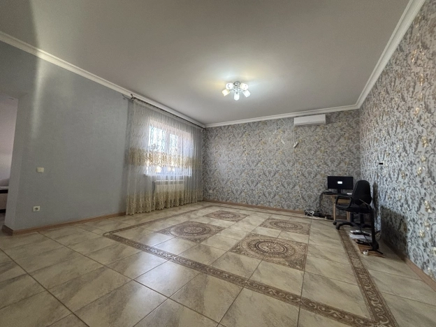 Купить дом в Курской области. Вариант № 54476, 1, площадь -  квм, цена 10750000 рублей