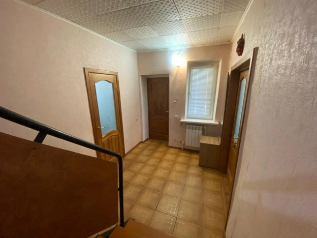 Купить дом на улице Парковая в Элисте. Вариант № 10290, 7, площадь -  квм, цена 8000000 рублей