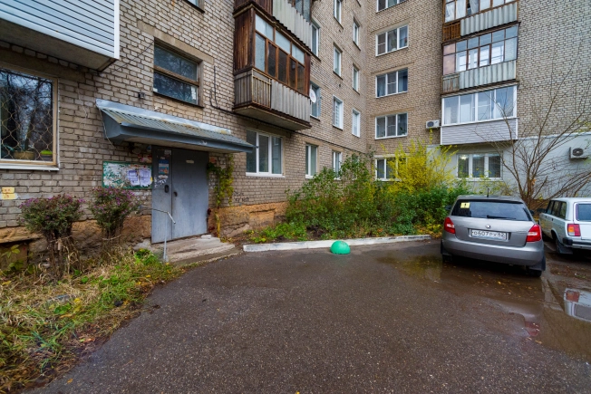 Купить однокомнатную квартиру в районе Железнодорожный в Рязани. Вариант № 8599933, 13, площадь -  квм, цена 3200000 рублей