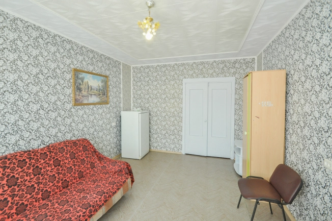 Купить трехкомнатную квартиру в районе Советский в Новосибирске. Вариант № 35284, 3, площадь -  квм, цена 5500000 рублей