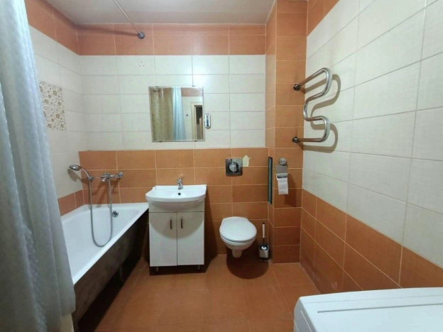 Купить двухкомнатную квартиру на улице Виктора Уса в Новосибирске. Вариант № 1782909, 0, площадь -  квм, цена 3800000 рублей