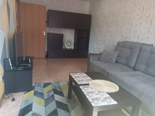 Купить квартиру в районе Заводский в Кемерове. Вариант № 48149, 8, площадь -  квм, цена 4850000 рублей