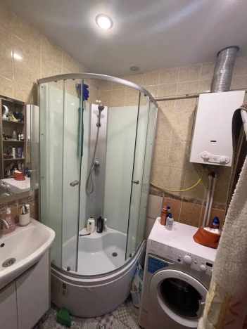 Купить трехкомнатную квартиру на улице Университетский проспект в Волгограде. Вариант № 33794, 13, площадь -  квм, цена 4350000 рублей