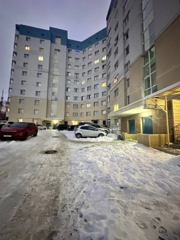 Купить трехкомнатную квартиру в Новосибирске. Вариант № 9191329, 31, площадь -  квм, цена 12800000 рублей