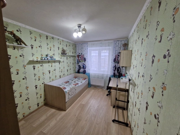 Снять квартиру в Тобольске. Вариант № 10278440, 4, площадь -  квм, цена 50000 рублей