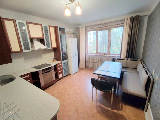 Купить трехкомнатную квартиру в Воронеже. Вариант № 7192914, 6, площадь - квм, цена 7800000 рублей