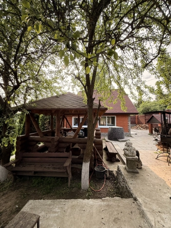 Купить дом в Москве. Вариант № 5538103, 21, площадь -  квм, цена 30000000 рублей