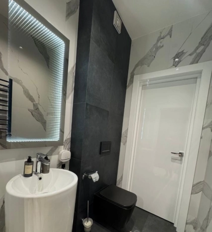 Купить квартиру в Москве. Вариант № 9907343, 10, площадь -  квм, цена 52000000 рублей