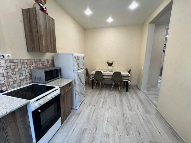 Купить дом в Москве. Вариант № 8490347, 12, площадь -  квм, цена 9500000 рублей