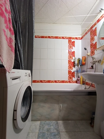 Купить квартиру в Тобольске. Вариант № 9795754, 10, площадь -  квм, цена 4500000 рублей