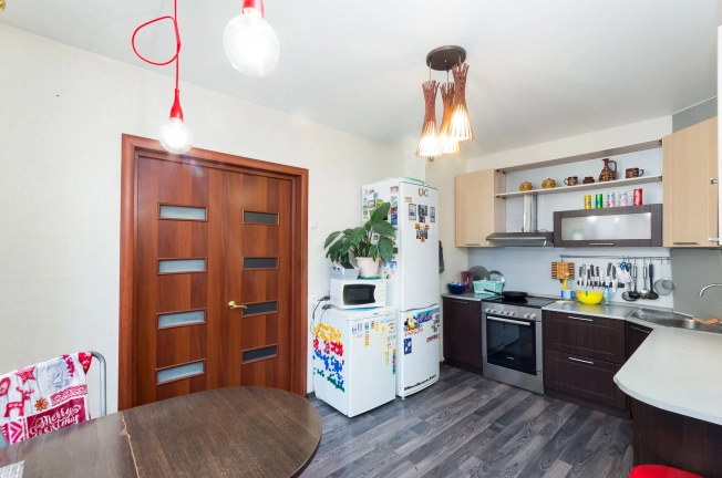 . Вариант № 9956, 10, площадь - 90 квм, цена 8000000 рублей