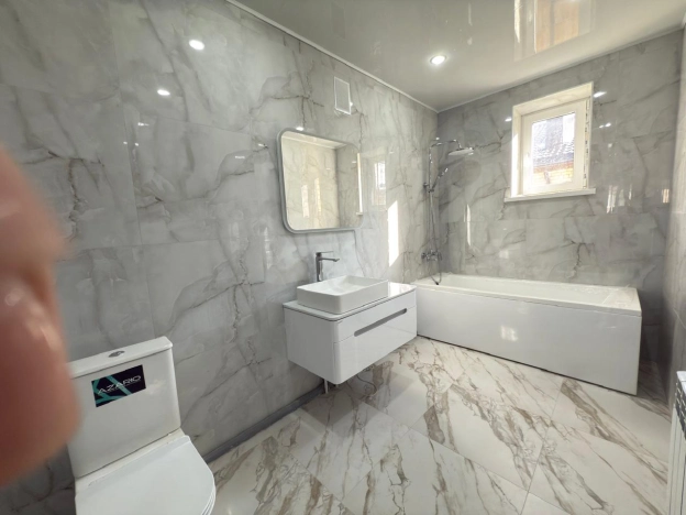 Купить таунхаус в Элисте. Вариант № 5530129, 10, площадь -  квм, цена 9500000 рублей