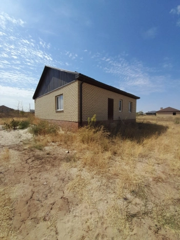 Купить дом в районе Южный в Элисте. Вариант № 13232, 13, площадь -  квм, цена 5300000 рублей