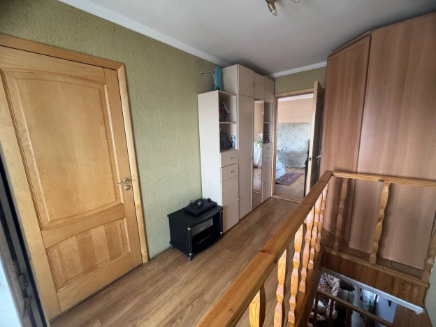 Купить дом в районе Железнодорожный в Улан-Удэ. Вариант № 40024, 6, площадь -  квм, цена 9000000 рублей