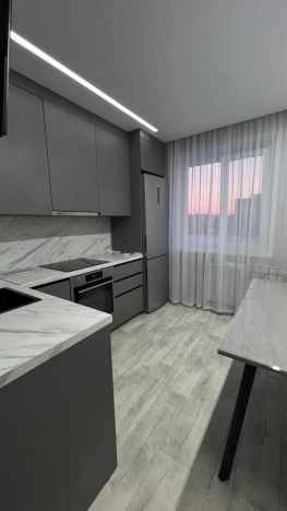 Купить квартиру на улице проезд Домостроителей в Тобольске. Вариант № 10103808, 20, площадь - квм, цена 4700000 рублей