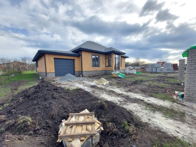 Купить дом в Белгороде. Вариант № 2200, 3, площадь -  квм, цена 8000000 рублей