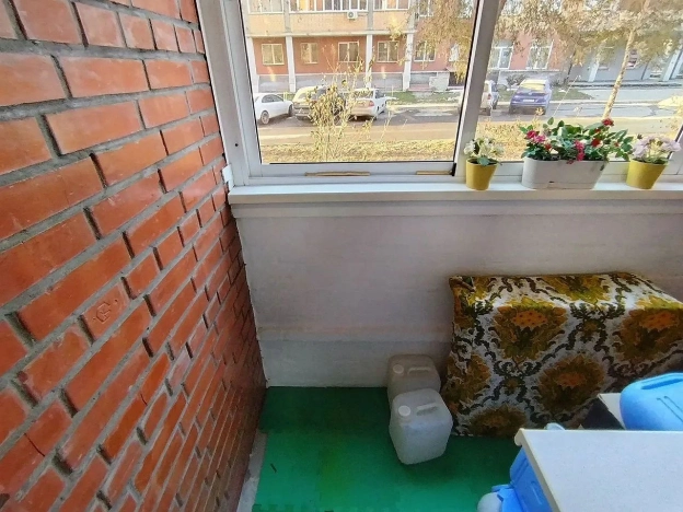 Купить однокомнатную квартиру в районе Калининский в Новосибирске. Вариант № 8353491, 13, площадь -  квм, цена 7150000 рублей