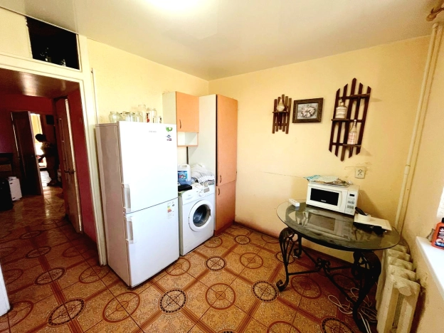 Купить трехкомнатную квартиру в Керчи. Вариант № 6062053, 4, площадь - квм, цена 6500000 рублей