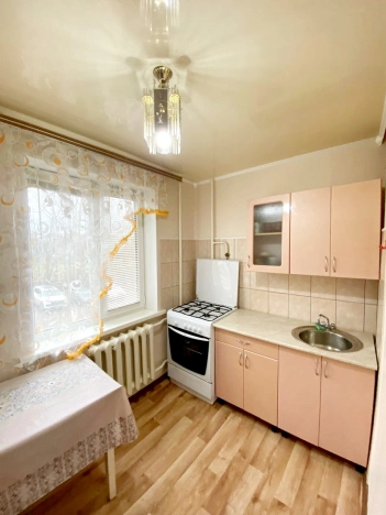 Купить однокомнатную квартиру в Октябрьском. Вариант № 9139756, 2, площадь -  квм, цена 2500000 рублей