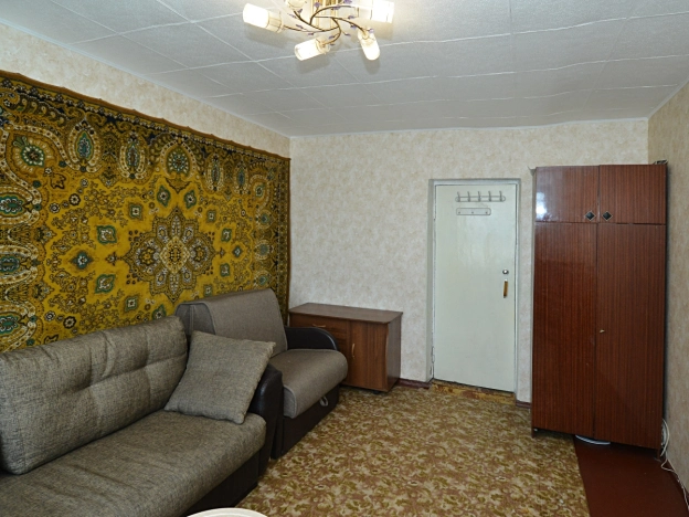 Купить многокомнатную квартиру в Микрорайоне Золотая Нива в Новосибирске. Вариант № 30611, 18, площадь -  квм, цена 6400000 рублей