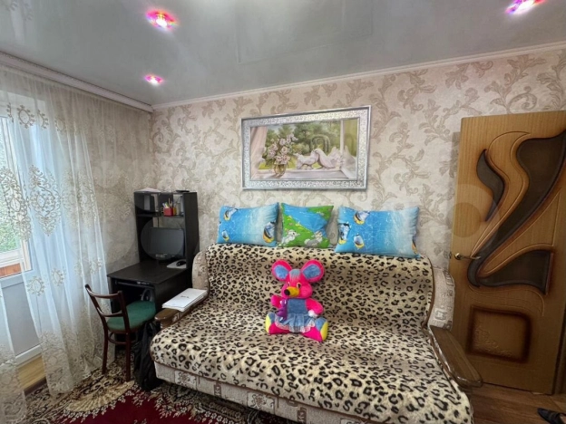 Купить однокомнатную квартиру на улице Садовая в Белгородской области. Вариант № 4142220, 1, площадь -  квм, цена 2700000 рублей