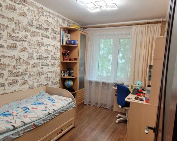 Купить трехкомнатную квартиру в Микрорайоне 29-й, Ангарск в Ангарске. Вариант № 3399270, 5, площадь -  квм, цена 6300000 рублей