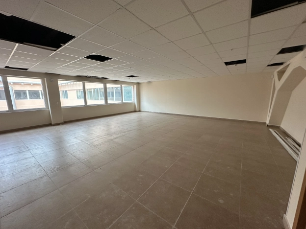 Купить коммерческую недвижимость свободного назначения в Сыктывкаре. Вариант № 7040, 0, площадь -  квм, цена 4215000 рублей