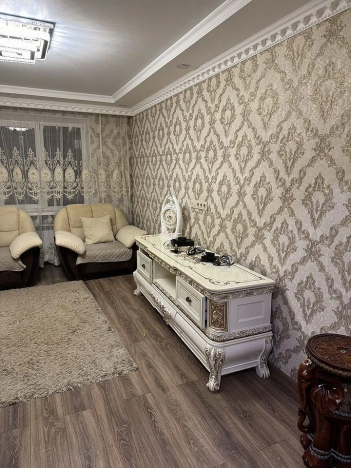 Купить трехкомнатную квартиру в Ростовской области. Вариант № 9710677, 1, площадь -  квм, цена 7900000 рублей